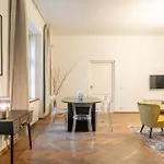 Old Town - Vene Apartment
