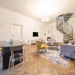 Old Town - Vene Apartment